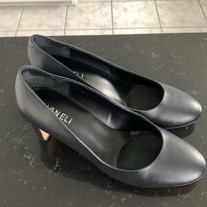 Vanelli women shoes size 9